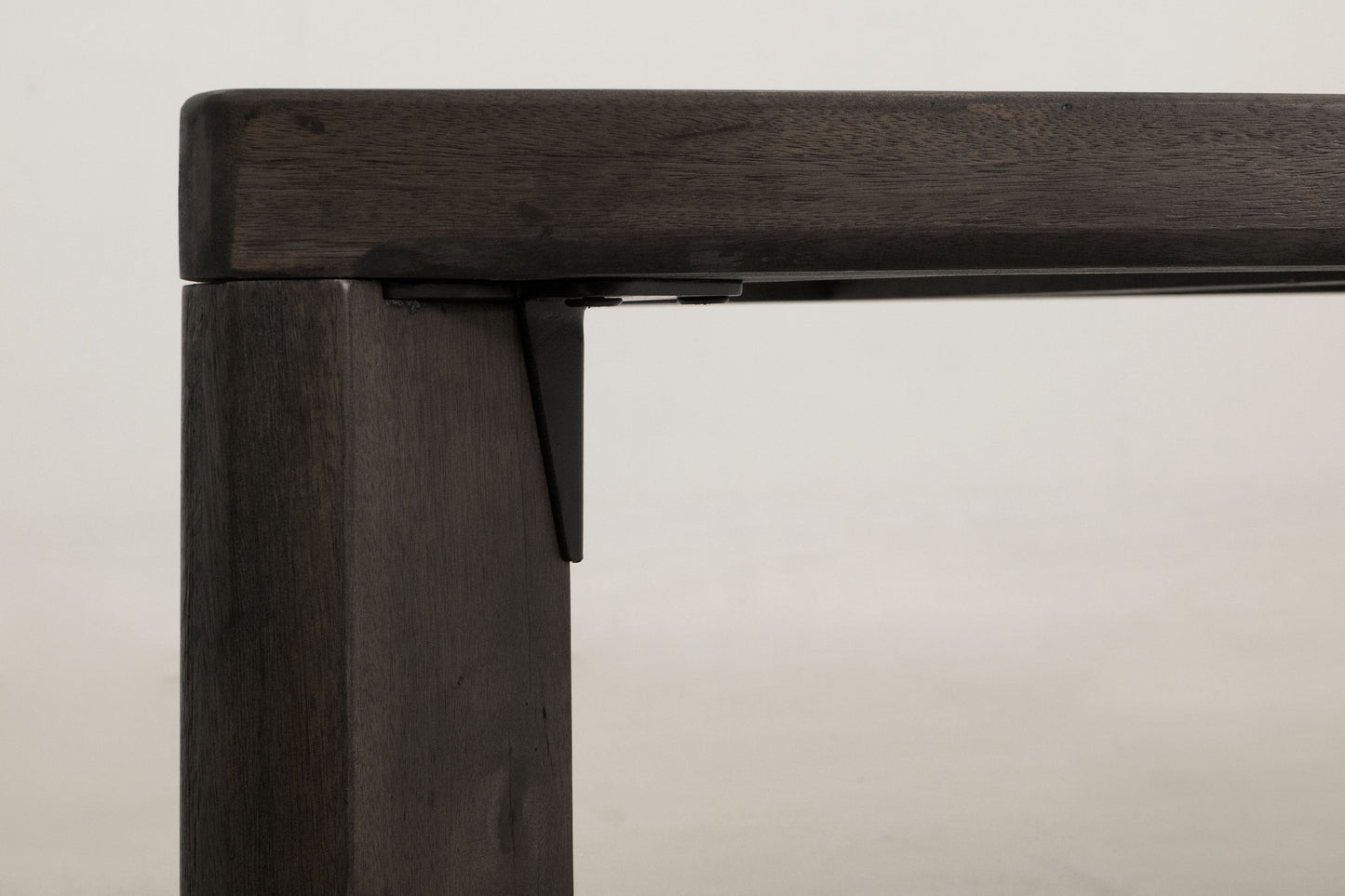 Dark Teak - Table - Oil Black