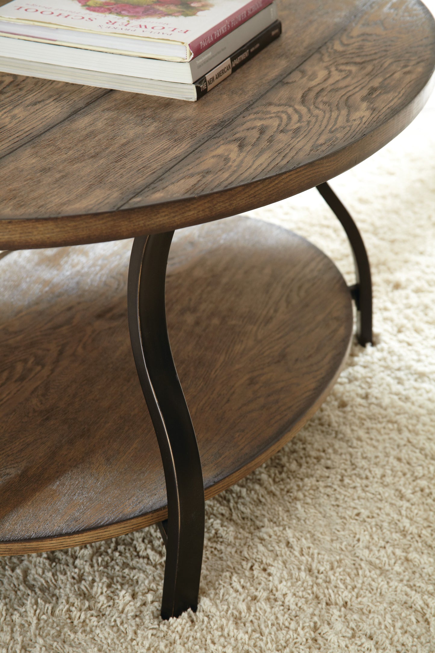 Denise - Oval Cocktail Table - Brown