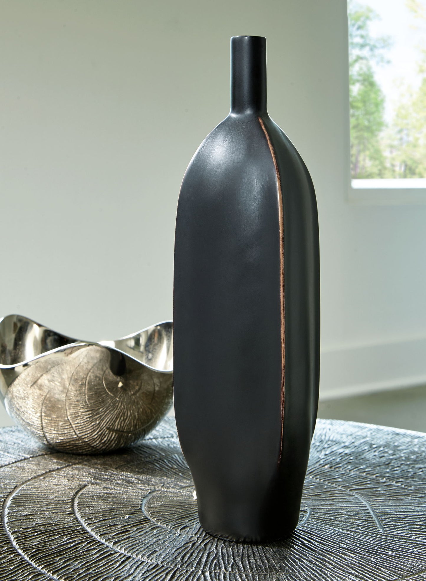 Rhaveney - Vase (Set of 3) - Medium - Black