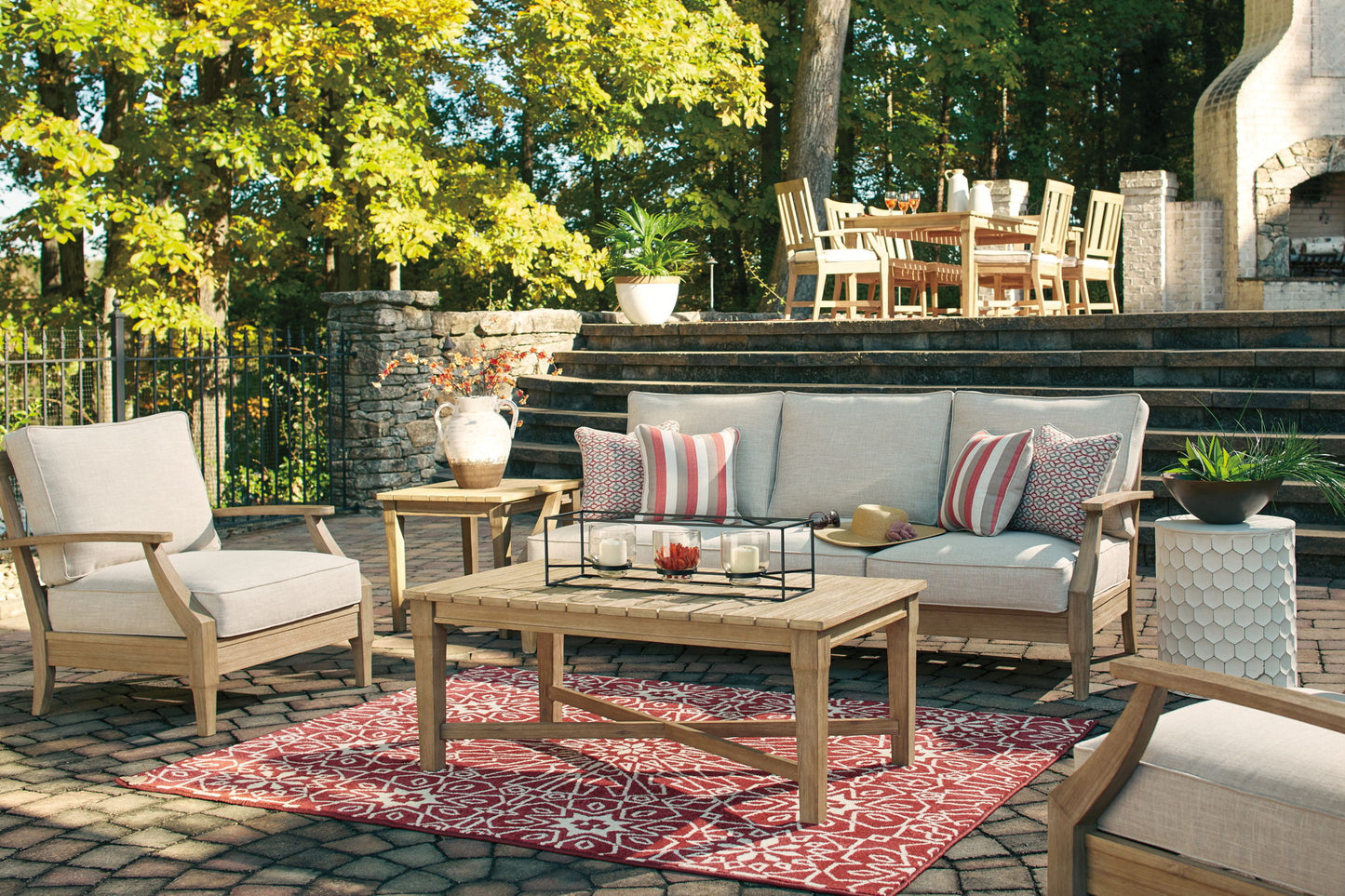 Clare View - Sofa with Cushion - Beige