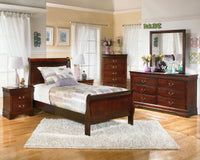 Alisdair - Sleigh Bed