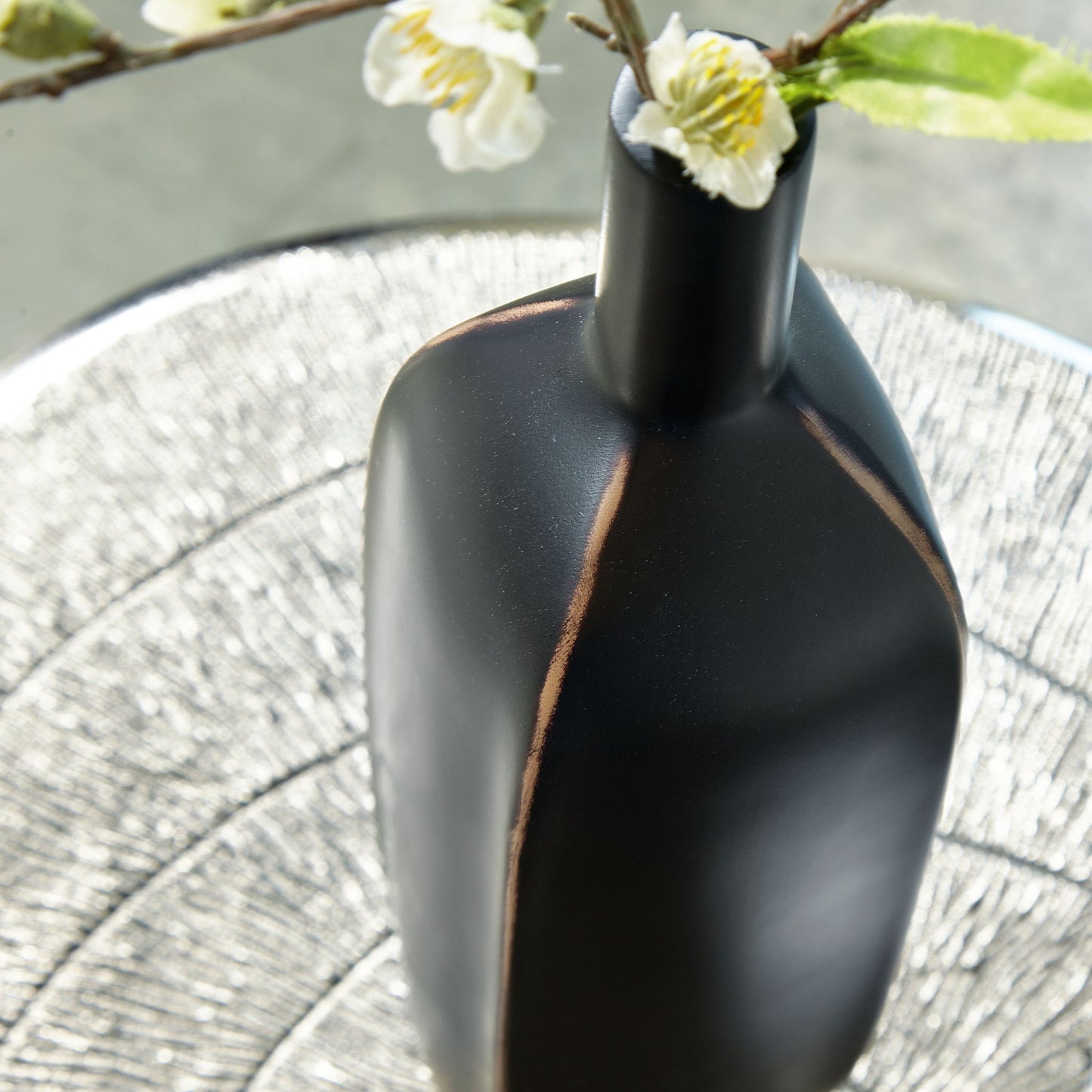 Rhaveney - Vase (Set of 3) - Large - Black