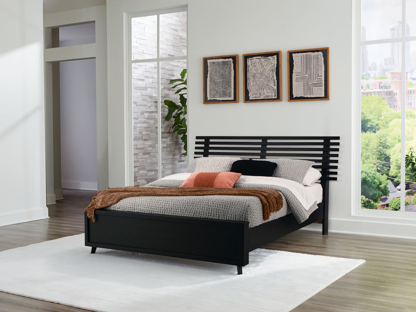 Danziar - Slat Panel Bed