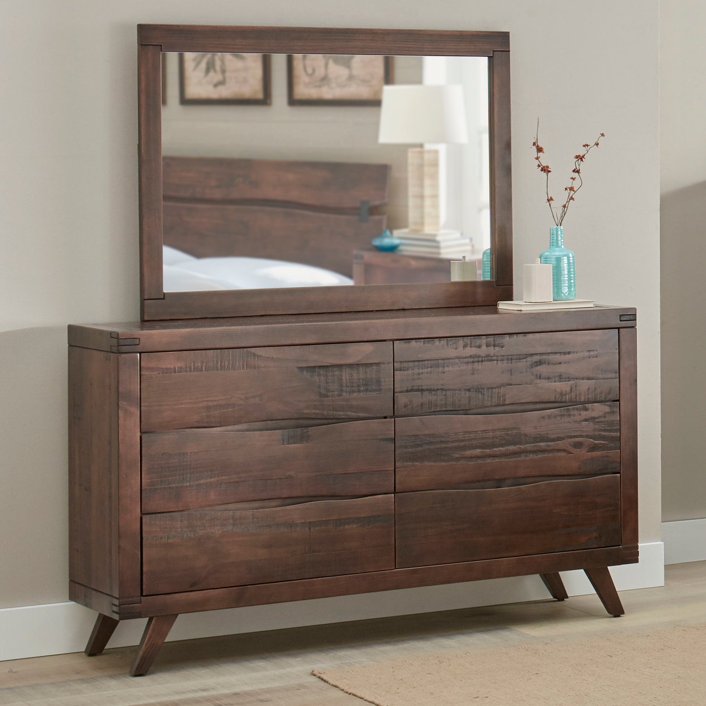 Pasco - Dresser And Mirror - Brown