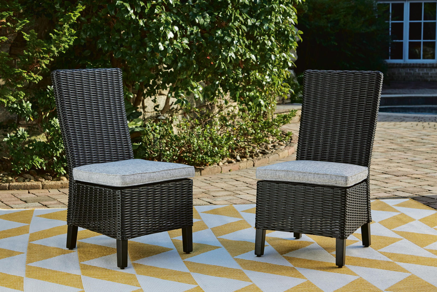 Beachcroft - Side Chair With Cushion (Set of 2) - Black / Light Gray