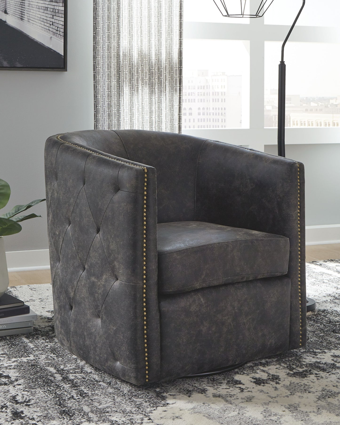 Brentlow - Distressed Black - Swivel Chair