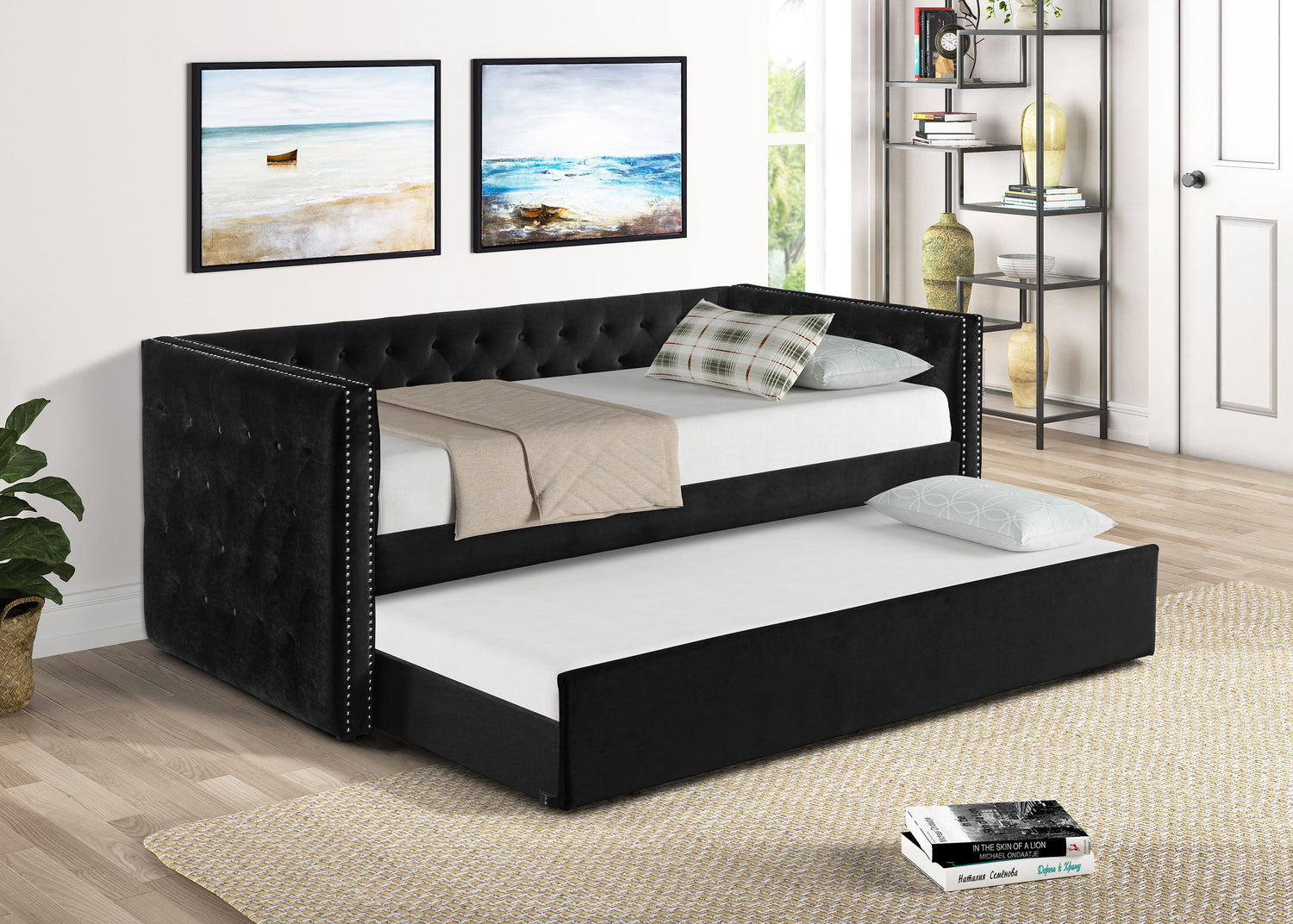 Living Room > Daybeds