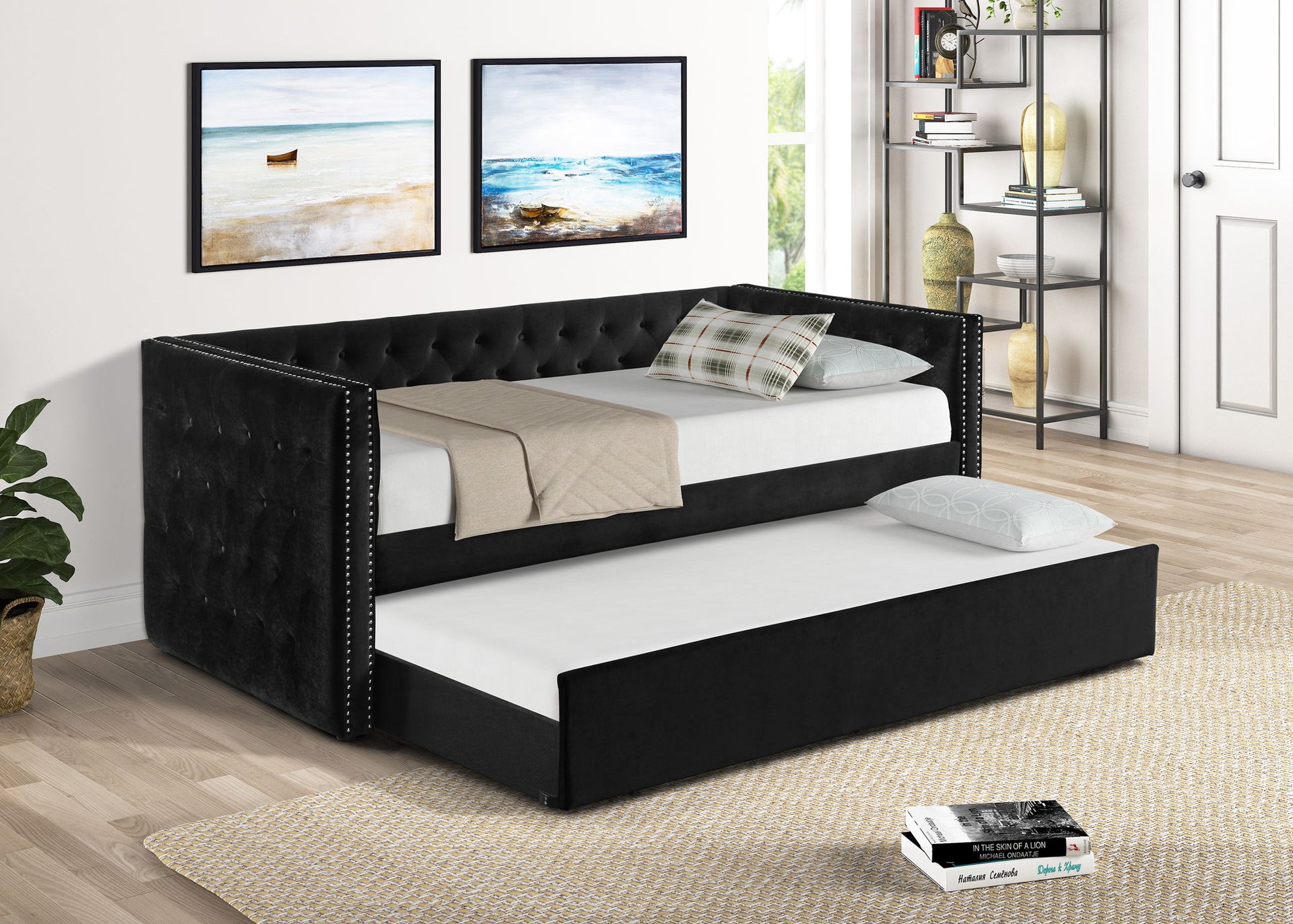 Living Room > Daybeds