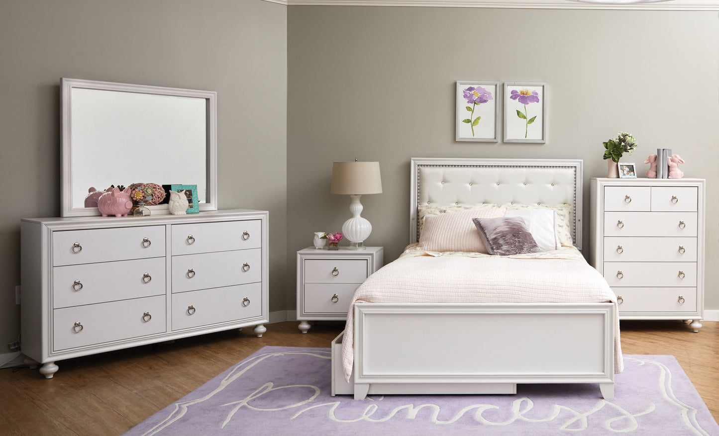 Bella White - 6-Drawer Chest - White