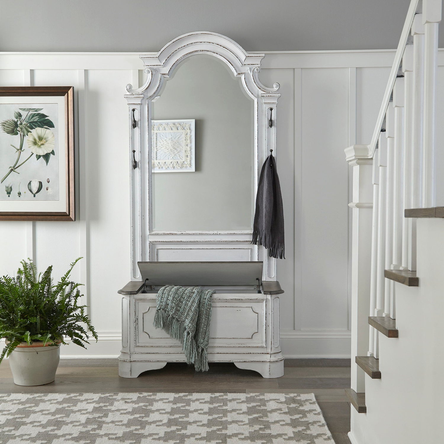 Entryway Furniture > Coat Racks